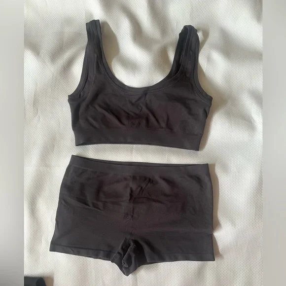 HANRO Touch Feeling Top & Boy Shorts Grey Size XS - Picture 4 of 4